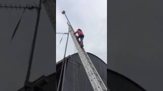 Climbing ladder without fear