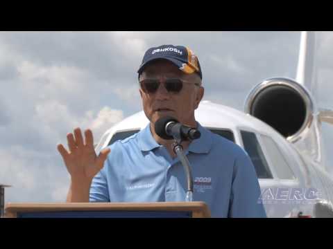 Aero-TV: Tom Poberezny and Pete Bunce - BizAv Day At Oshkosh 2009 (Part 1)