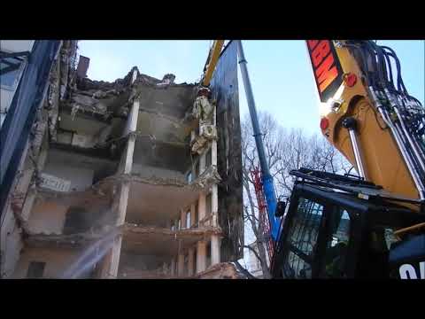 Bagger CAT 352F Abriss