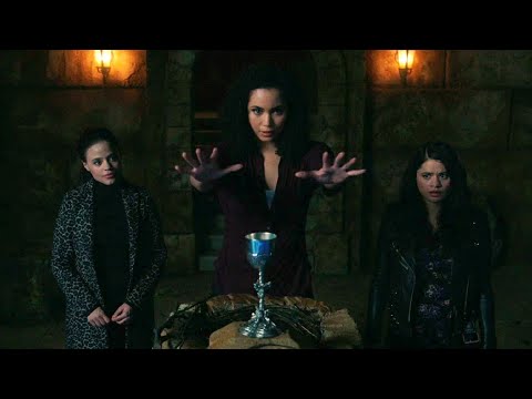 Charmed - Macy regains her witch power - 2x13
