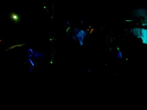 Le Central discotheque ( Mr Kingsize et Dr Yugo en live )