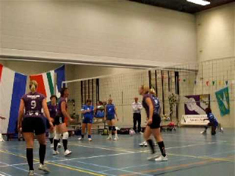 Aduard volleybal dames 1 - kampioen 2e klasse - 2008-2009 - video 3