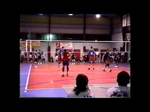 ISF 2002 Volleyball - PUR (BMA) vs France Quarterfinals - Mundial Escolar de Volleyball 2002