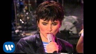 Linda Ronstadt - "Mad Love" (Official Music Video)