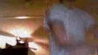 Drown You Out, Showoff