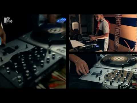 DJ Dox & DJ Undoo - Studio Session @ Marpha Hip Hop (Live)