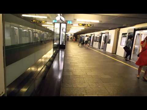 2013.07.19.07:42 Oslo T-bane Jernbanetorget(DSCF8005)