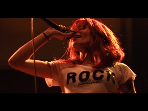 Você Não Sabe Nada Sobre Mim - Banda Radioativa