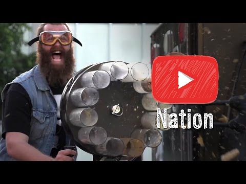 史詩級的用餐時間打破了大炮! (Epic Meal Time Breaks Out the Big Guns!)