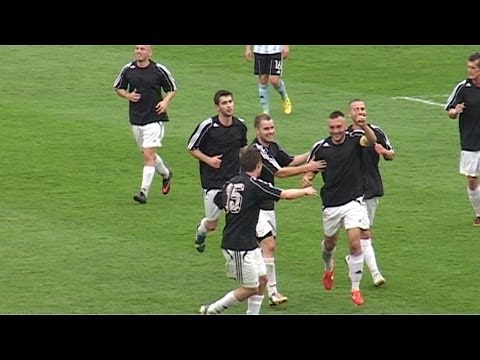 futbal: Topoľčany - ŠK Slovan Bratislava B  5.4.2014