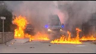 preview picture of video 'Affrontements à Corte entre jeunes nationalistes corses et forces de l'ordre'