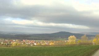 preview picture of video 'Wandern Franken: Spätherbst bei der Jägersburg Nähe Forchheim'