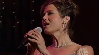 AMY GRANT &amp; VINCE GILL &quot;SILVER BELLS&quot; - BOSTON POPS ORCHESTRA, 2003 [118]