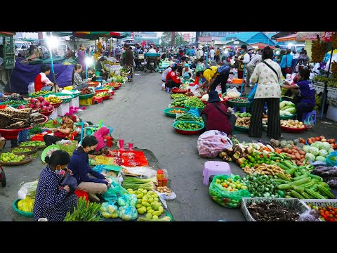 Massive fish market, early morning market scenes, Chhbar Ampov early morning food market scenes