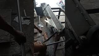 Download lagu alat tekuk plat besi mp3