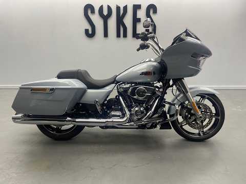 2025 Harley-Davidson FLTRX Touring Road Glide in Atlas Silver Metallic