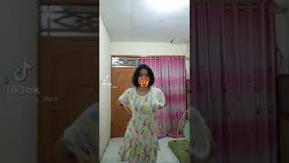 Download lagu Tiktok gunung gede berdaster hot banget mp3