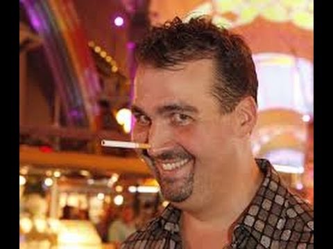 Las Vegas Downtown Magician Fremont Street Cigarette Trick Adam Flowers