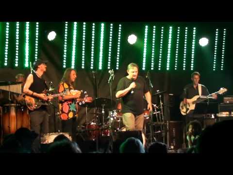 Hallucination Company montevideo & ich spiele mit dem leben by Hansi Lang live @ volksstimmefest wien 20110903