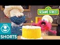 Sesame Street Making Birthday Cake Cookie Monster S Foodie Truck