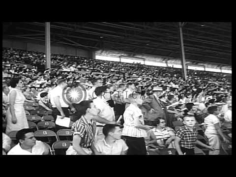Racehorse Hickory Smoke wins against Hoot Song at the Hambletonian stakes, at Du ...HD Stock Footage