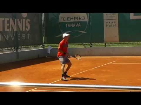 EMPIRE Futures Trnava 2014: 1.kolo dvojhry, Patrik Fabian - Vadym Ursu (UKR) 6:3, 6:2