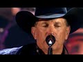 George Strait - Living For The Night ♬ (Live @Reliant Stadium/2009 - Closed Captioned)