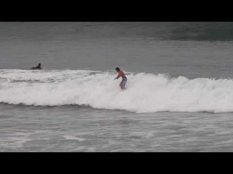 Surfing nice waves at Grandview