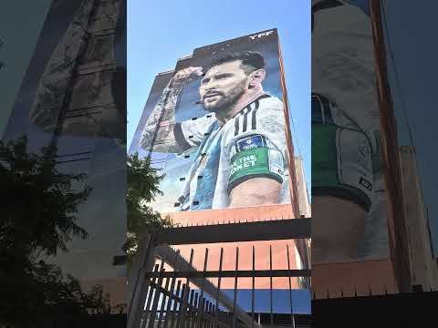 Mural de Lionel Messi en Bernardo de Irigoyen y Avda Belgrano. CABA.