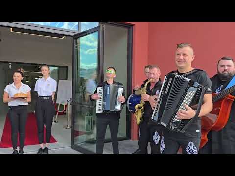 Zadyma na weselu 🤣🤣 Biją się o Młoda 🤣🤣