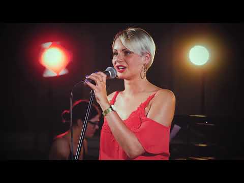 Egle Maciulyte & Julius Kmitas - Shallow