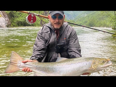 Fly fishing for big salmon at Nærøydalselva first week of July 2022