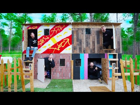 OVERNIGHT CHALLENGE IN MICRO FORTS! *TINY APARTMENTS*