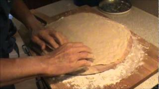 preview picture of video 'More Dough Stretching and Shaping with Jon F. from Pizza Therapy'