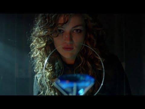 Catwoman Steals A Diamond | Season 5 Ep. 12 | GOTHAM