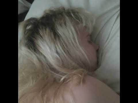 laura les - how to dress as human (demo)