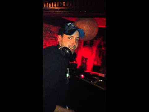 Chris Dixis Play Sunscreem-Exodus At I Love Retro Part 4 Jamais 203 October 2012