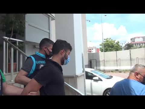 Ağabeyi ve yengesini tandıra gömen şüpheli adliyeye çıkarıldı