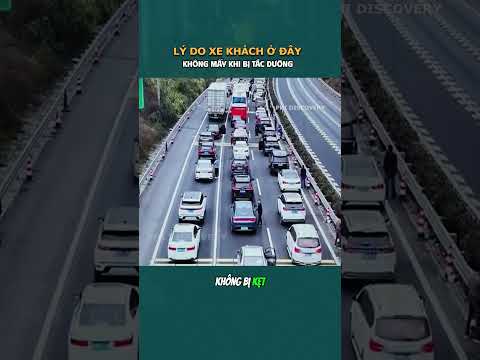 Bảo sao xe khách ở đây luôn đi nhanh hơn các xe khác