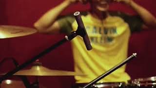 Download lagu EXISTS  julia live jamming with EZAD LAZIM mp3