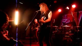 Anvil  - Free as the wind live @ Salle 4 Barils Jonquière 29 avril 2017