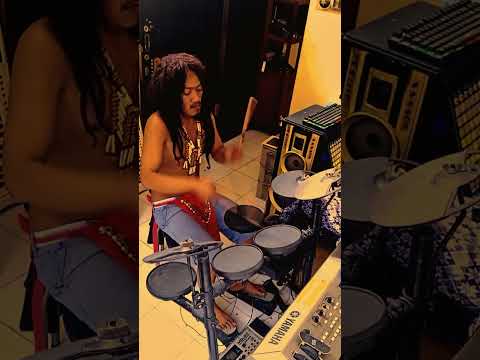 Reggae drumming - High tune snare Carlton Barrett style