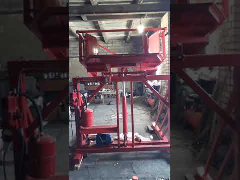 Опрокидыватель контейнеров ОК-1