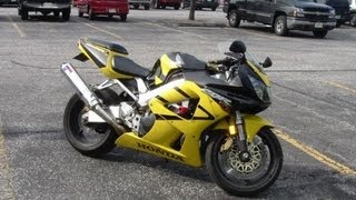 preview picture of video 'Honda CBR 929rr Walk Around & Reving Sportbike'