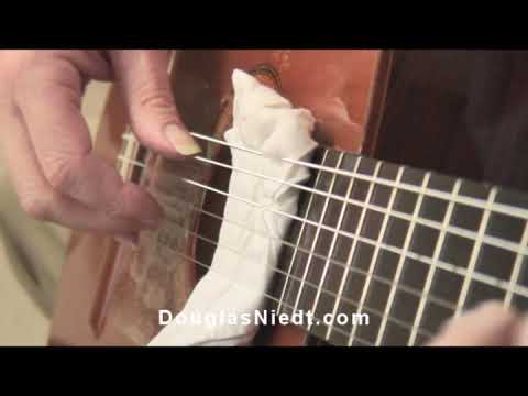 Classical Guitar Tremolo Technique Mastery. Video #17: The handkerchief trick