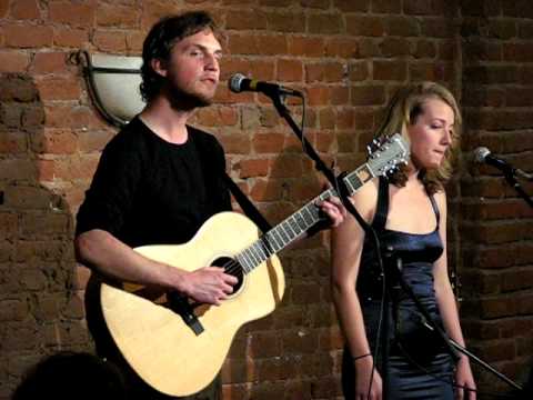 Bright White Lightning by David Rynhart with Gabrielle Louise, Live at the Bieroc Cafe