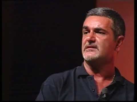 Simone Schettino : "Puozze campa' cient'anne!"