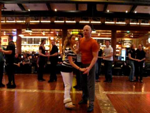 Thorsten tanzt Lindy Hop mit Torri Smith beim Euro Dance Festival 2009