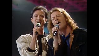 1987 Italy: Umberto Tozzi &amp; Raf - Gente di mare (3th place at Eurovision Song Contest in Brussels)