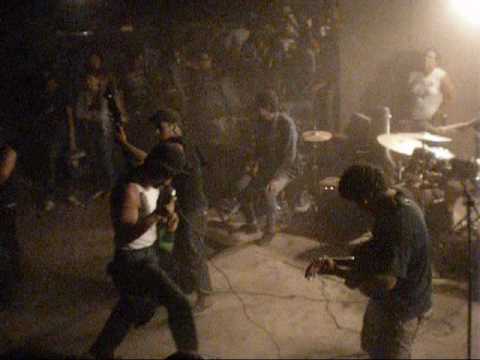 Strait Jacket Psychos at Desmadre Fest 2